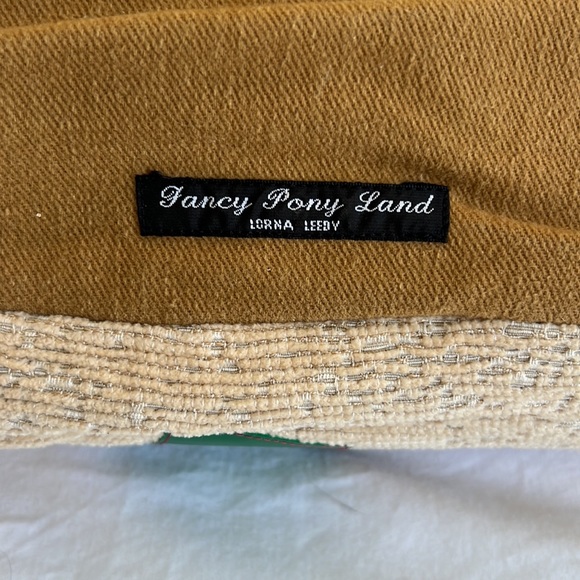 Lorna Leedy Cactus and Bee Pillow - Picture 3 of 4